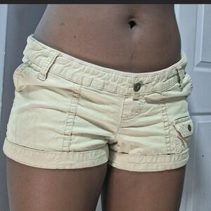 Stylish Women's Cargo Shorts in Tan